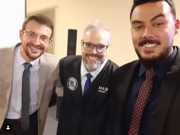 Ladeando Jean Severo - Atuou no caso do "menino Bernardo" e é um dos defensores no caso da Boate Kiss.